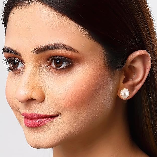 Engraved Pearl Earring - Image 3