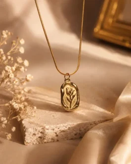 Vintage Rose Oval Pendant Necklace