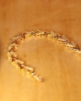 Apex Chevron Pavé Link Bracelet